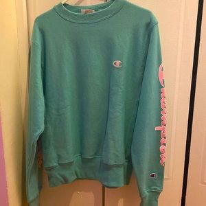 Champion Sweatshirt.